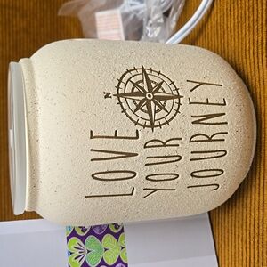 Scentsy Wax Warmer.  Love Your Journey.  New in box. Electric.